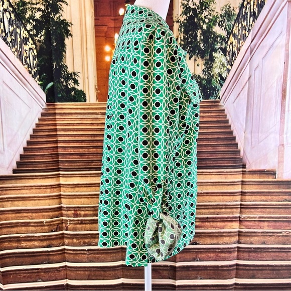 NWT Notations Peacock Blouse, Size Large, sophisticated and bold 🌸 - Picture 7 of 10
